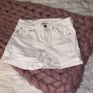 american eagle white denim shorts